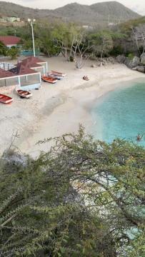 Blue Lagoon Apartment 拉贡 外观 照片